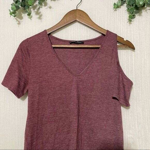 Shein Short Sleeve Cold Shoulder T-Shirt XS 5 FOR $25 💵 💲 - Picture 3 of 6